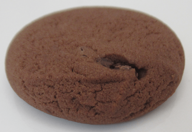 「クッキークラン チョコケーキ」の表面