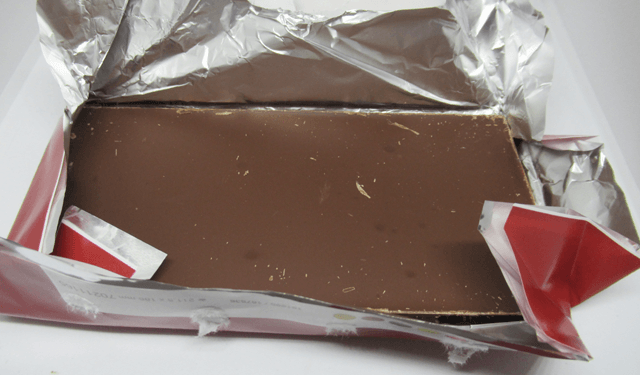 ミルクチョコレートの包み紙