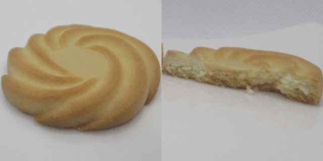 「キャラメルクリームクッキー」の表面